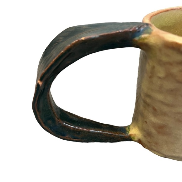 Set Of Two Handmade Palm Tree Mug Pottery - Picture 13 of 15